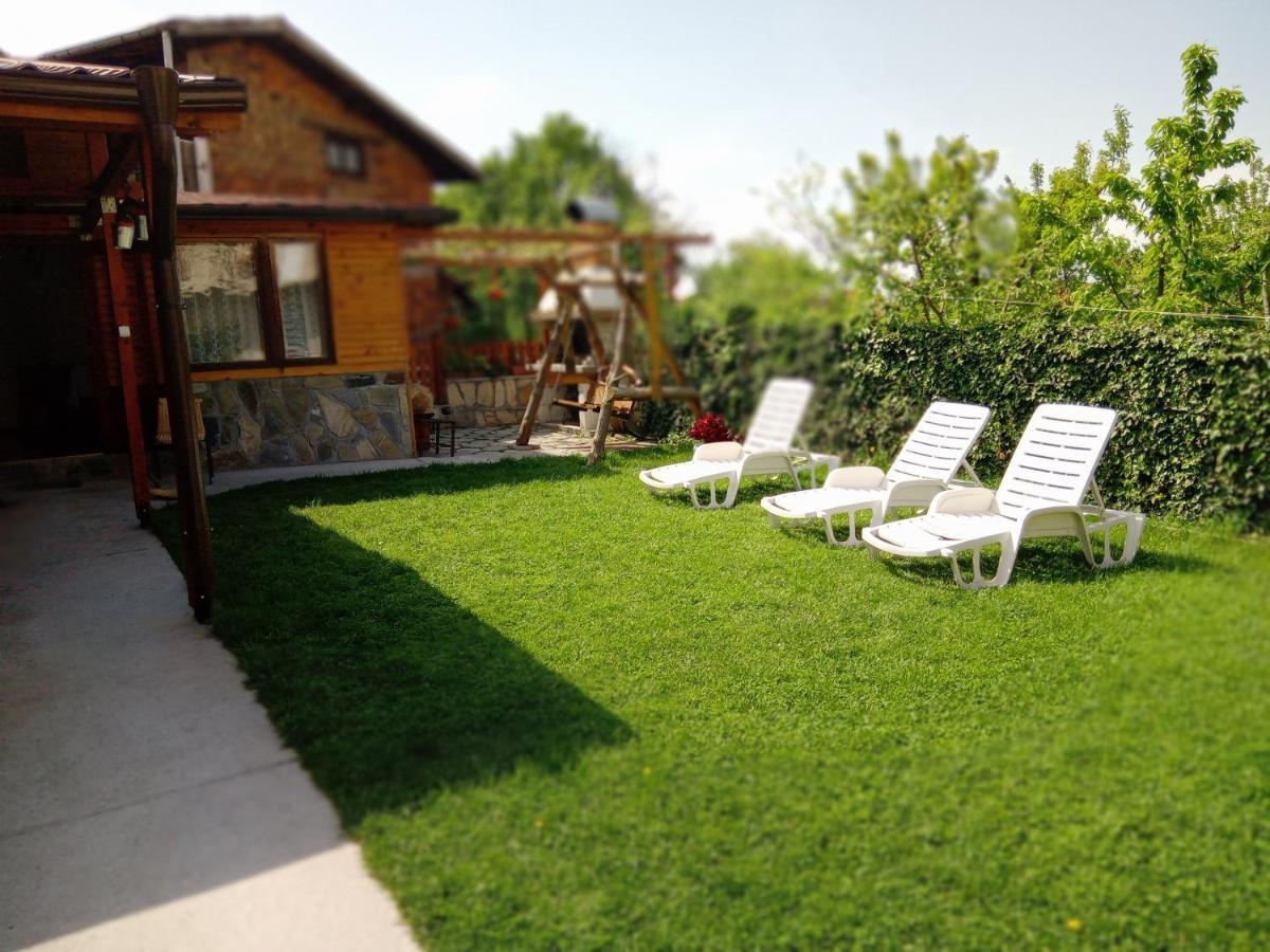 Holiday Guest House Kemo Sapareva Banya Exterior foto